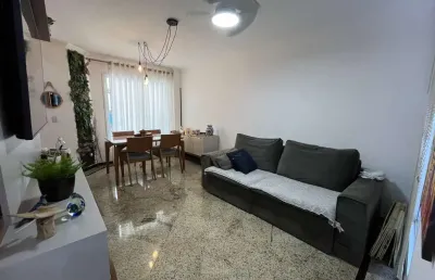 Loucura, grande loucura. excelente sobrado triplex em condomínio, no canto do forte, de 03 dormitórios, sendo 01suíte.