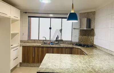 Casa com 3 quartos à venda no Santa Regina, Camboriú 