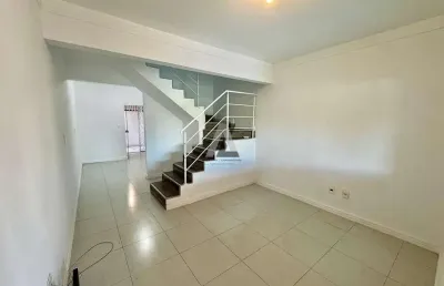 Casa com 2 quartos à venda no Santa Regina, Camboriú 