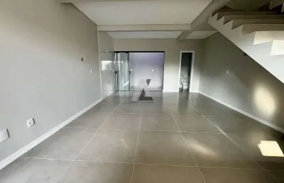 Casa com 2 quartos à venda no Santa Regina, Camboriú 