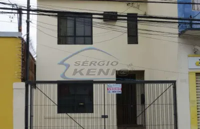 Sobrado clássico anos 60/70 – perfeito para morar ou trabalhar!