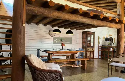 Fundos pra lagoa ibiraquera - casa em araçatuba, imbituba/sc
