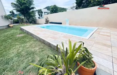 Casa com 3 quartos à venda na rua da sibipiruna, 68, cachoeira do bom jesus, florianópolis, 169 m2 por r$ 1.650.000