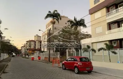 Apartamento com 2 quartos à venda na rua dos eucaliptos, 200, canasvieiras, florianópolis, 64 m2 por r$ 820.000
