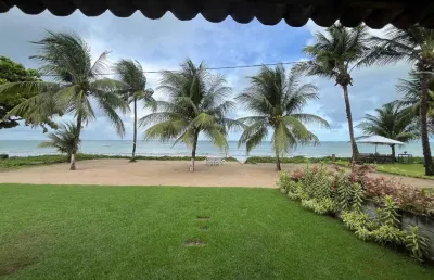 Casa a beira-mar de tamandaré, campas, toda mobiliada, com 1º andar, com 4 quartos, sendo 1 suíte.