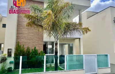Vendo casa nova em casa em condomínio foz do joanes em buraquinho com 145m2, 4 suítes completas , cozinha e área de serviço com armários.