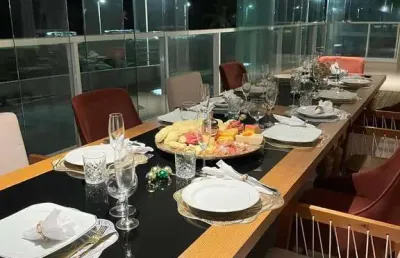 Alugo apartamento  com 165m2 mobiliado e decorado, varanda gourmet vista mar 3 suítes, 3 vagas - jaguaribe - salvador/ba.