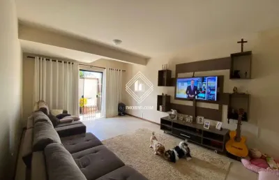 Casa com 3 quartos à venda no Jardim Carvalho, Ponta Grossa 