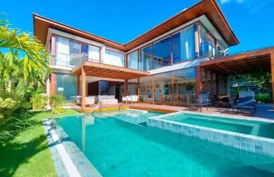 Casa bella! exclusiva, sofisticada, e elegante. 5 lindas suítes. praia do forte / ba