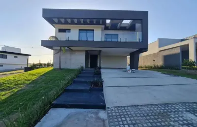 Excelente casa no alphaville litoral norte 3, parte alta, lote de esquina, super ventilado, nascente total.