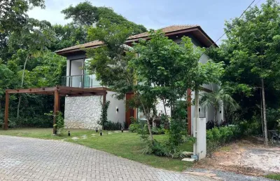 Casa à venda (porteira fechada) no condomínio fazenda praia do forte - açu da torre.