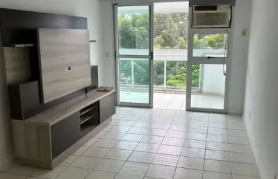 Apartamento com 3 quartos para alugar na avenida salvador allende, 5400, recreio dos bandeirantes, rio de janeiro por r$ 2.500
