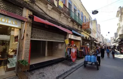 Ponto comercial com 5 salas à venda na senhor dos passos, 208, centro, rio de janeiro por r$ 3.200.000
