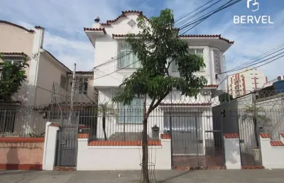 Apartamento com 3 quartos para alugar na magalhães castro, 185, riachuelo, rio de janeiro por r$ 1.200