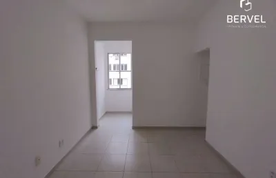 Apartamento com 2 quartos à venda na rua felipe de oliveira, 7, copacabana, rio de janeiro por r$ 600.000