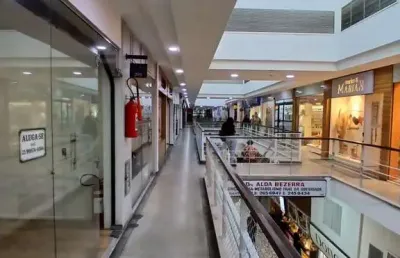 Ponto comercial para alugar na largo do machado, 29, catete, rio de janeiro por r$ 2.200