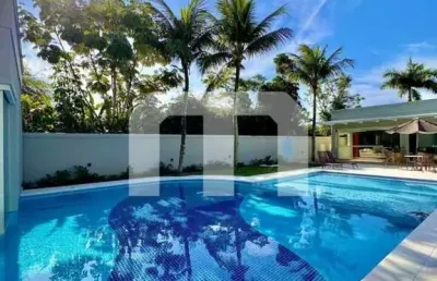 Casa em condomínio fechado com 5 quartos à venda na Avenida Kensei Tamayose, 231, Jardim Acapulco, Guarujá