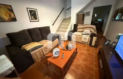 Casa com 2 quartos à venda na Rua Iacri, 82, Vila Carrão, São Paulo