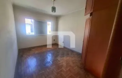 Sobrado a venda no tatuapé, 4 dormitórios, 1 suíte, ambientes amplos , quintal e 3 vagas de garagem