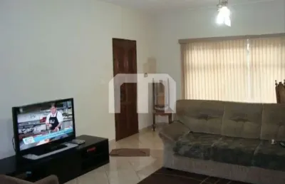 Sobrado 260 m² de terreno, 3 dormitórios, 1 suíte, sala e cozinha amplas, 2 vagas vila formosa.