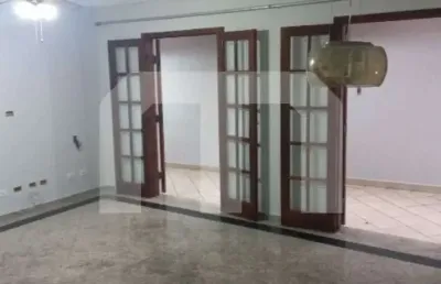 Residência na vila formosa: casa com 3 quartos, 3 suítes, 2 salas, 4 banheiros, 6 vagas e 238m² em s