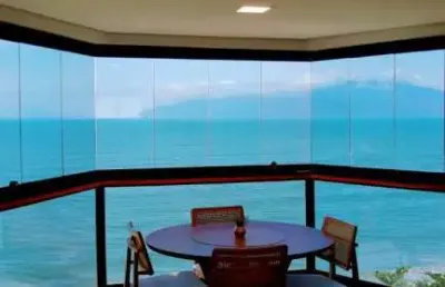 Cobertura duplex com 4 suítes, frente mar - praia de martim de sá