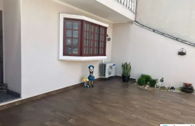 Casa ampla com 3 quartos à venda na vila galvão em jundiaí