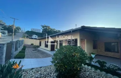 Casa com 4 dormitórios à venda no bairro dos estados em timbó/sc