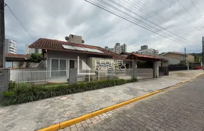 Casa com 3 dormitórios à venda, 286 m² no bairro imigrantes em timbó/sc