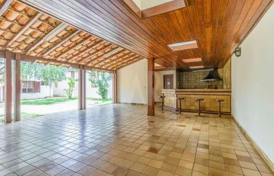 Casa com 8 quartos para alugar na Rua Salinas, --, Santa Tereza, Belo Horizonte