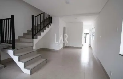 Casa geminada à venda, 3 quartos, 2 suítes, 2 vagas, oswaldo barbosa pena ii - nova lima/mg