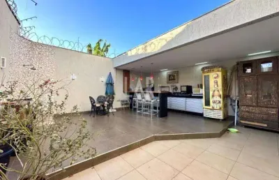 Casa geminada à venda, 4 quartos, 1 suíte, 4 vagas, castelo - belo horizonte/mg