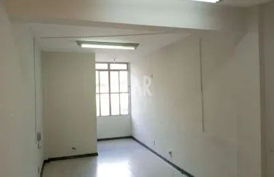 Sala comercial para alugar na Rua Sena Madureira, --, Ouro Preto, Belo Horizonte