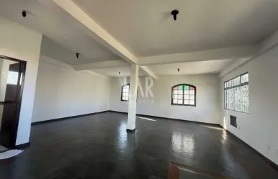 Prédio à venda com 2 lojas comerciais, 35 vagas de garagem e 400m² de área construída no bairro são cristóvão, em belo horizonte/mg.