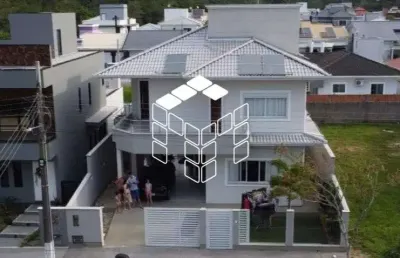 Casa em condomínio fechado com 3 quartos à venda na rua monte cambirela, 455, praia de fora, palhoça por r$ 1.500.000