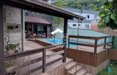 Casa com 4 quartos à venda na rua aroeira, 4, potecas, são josé por r$ 845.000