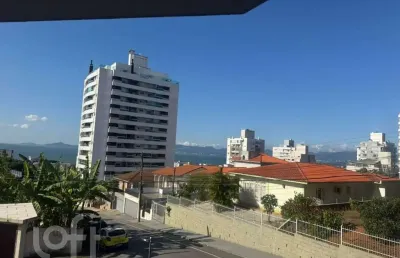 Apartamento com 2 quartos à venda na rua manoel loureiro, 356, barreiros, são josé, 55 m2 por r$ 600.000