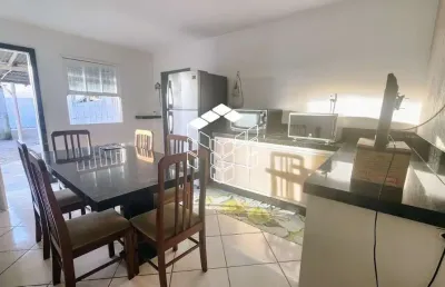 Casa com 2 quartos à venda na rua célio veiga, 1601, jardim cidade de florianópolis, são josé por r$ 470.000