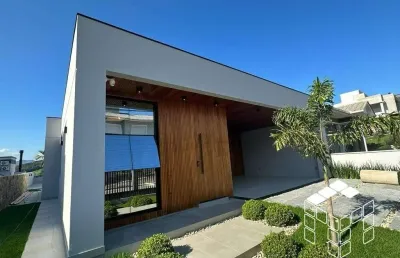 Casa com 3 quartos à venda na cambiúnas, 852, pedra branca, palhoça por r$ 1.890.000