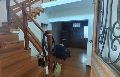 Casa com 3 quartos para alugar no Jardim Maria Rosa, Taboão da Serra 
