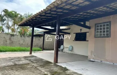 Casa exclusiva na primeira quadra da avenida central - por r$: 750.000,00