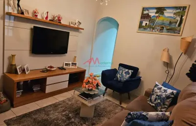 Excelente casa em uma rua tranquila no bairro pauliceia. possui 3 dormitórios , 1 banheiro social, sala de estar, sala de jantar, cozinha ampla com armários planejados, 1 ótima área de serviço, espaço