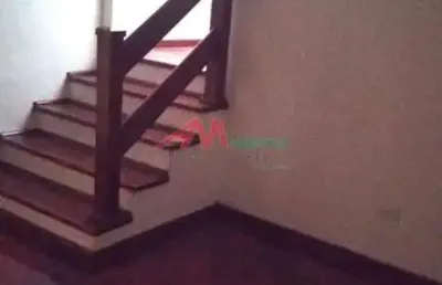 <p>este incrível sobrado está localizado em paulicéia, um dos bairros mais charmosos e tranquilos de são bernardo do campo. com uma área útil de 235.0m², este imóvel é perfeito para quem busca c