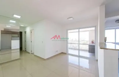 Quartos: 3 dormitórios, sendo 1 suíte. - banheiros: 2 banheiros (1 na suíte e 1 social). - varanda: varanda gourmet com vista espetacular. - acabamento: piso porcelanato na sala e corredor, piso viníl