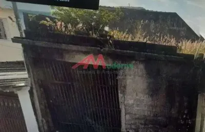 Terreno em ótima localização, 5 x 25, área total 125 m², plaino, com toda infra-estrutura para construir.