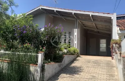 Casa com 2 quartos à venda na rua cecília meireles, 98, marechal rondon, canoas por r$ 690.000