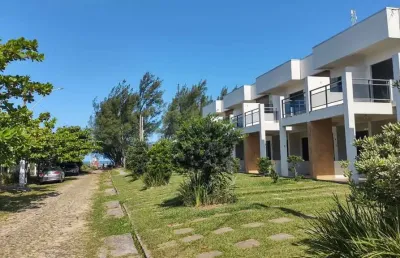 Casa em condomínio fechado com 2 quartos à venda na 4, 44, praia real, torres por r$ 325.000