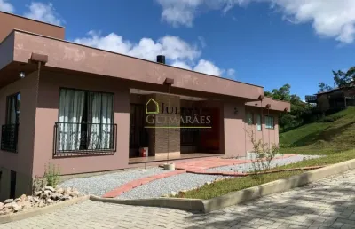 Casa em condomínio fechado à venda em rancho queimado/sc