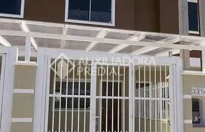 Casa com 2 quartos à venda na avenida flores da cunha, 3318, centro, tramandaí, 66 m2 por r$ 229.990