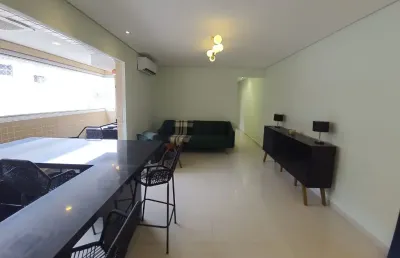 Apartamento de 2 dormitórios 92m² na quadra da praia no gonzaga